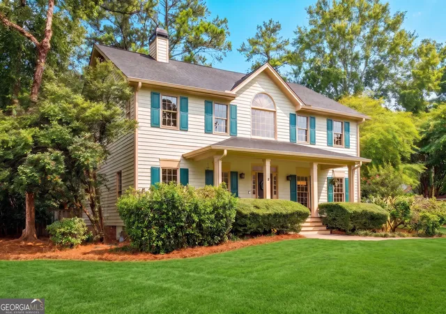 Photo 2 of Single family home for sale at 505 Middleton Pl, Roswell, GA 30075 | MLS# 10836334 | Listing updated on 2026-09-14