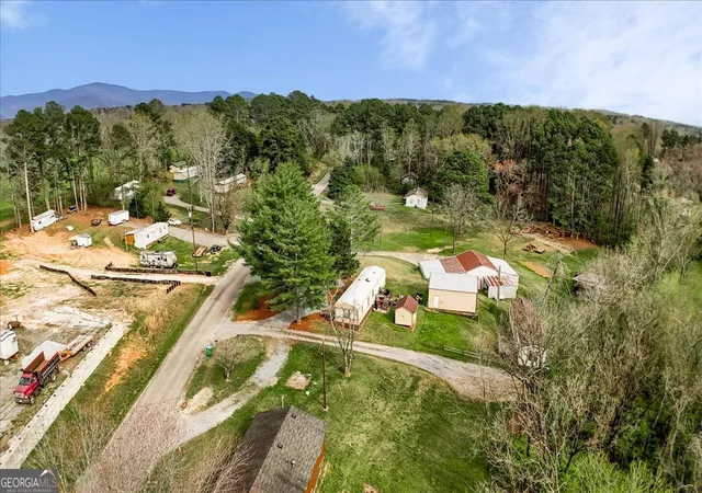 Listing Photo 2 - Condo for sale in building located at 217 Robin Rd, Jasper, GA 30143 - Unit #