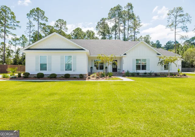 Single family home for sale at 170 Belmont Cir, Brunswick, GA 31525 | MLS# 10857514