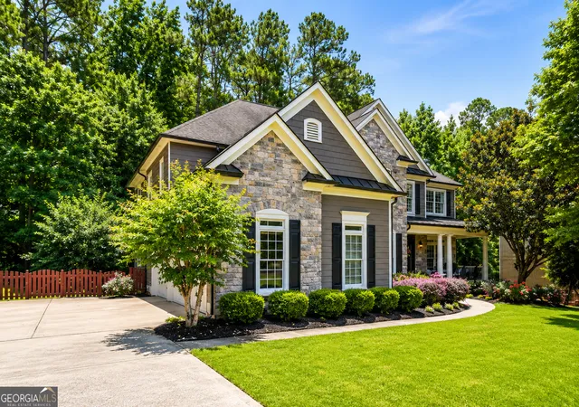Photo 3 of Single family home for sale at 1766 Rosehedge Way Nw, Kennesaw, GA 30152 | MLS# 10782789 | Listing updated on 2026-08-16