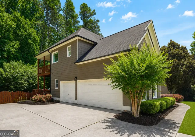 Photo 3 of Single family home for sale at 1766 Rosehedge Way NW, Kennesaw, GA 30152 | MLS# 10782789 | Listing updated on 2026-08-16