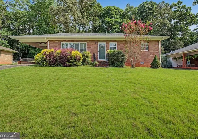 Photo 1 of Single family home for sale at 134 Larose Cir Se, Marietta, GA 30060 | MLS# 10822827 | Listing updated on 2026-09-16