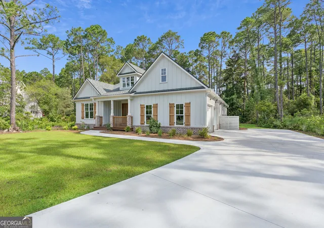 3rd image of 110 Clubhouse Cir, Saint Marys, GA 31558 | MLS# 10634151