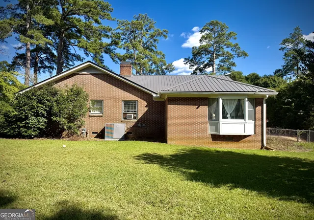 4th image of 290 Virginia Cir, Jeffersonville, GA 31044 | MLS# 10808781