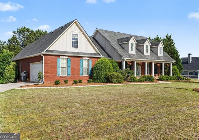 Photo 4 of Single family home for sale at 604 Windermere Ct, Hampton, GA 30228 | MLS# 10757944 | Listing updated on 2026-09-14