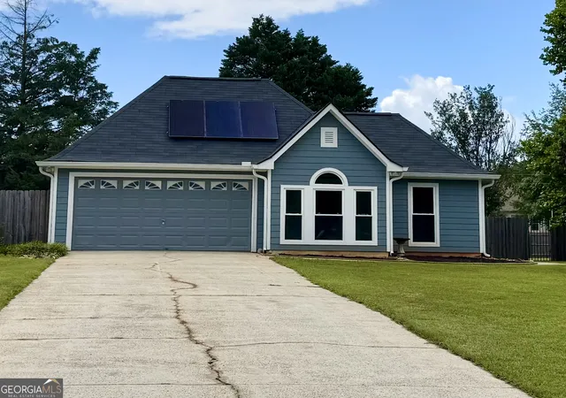 1st image of 60 Wagon Wheel Trl, Senoia, GA 30276 | MLS# 10811919