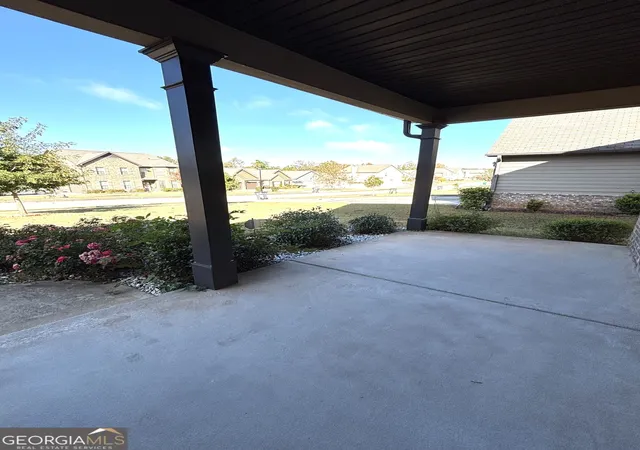 Photo 3 of Single family home for sale at 197 Weymouth Dr, Locust Grove, GA 30248 | MLS# 10809663 | Listing updated on 2026-08-04