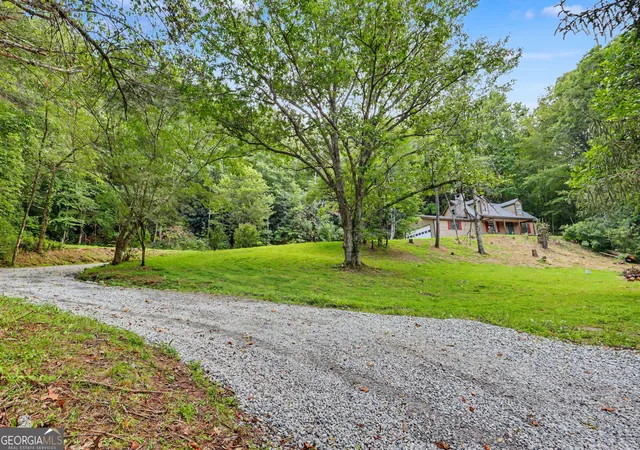 Photo 3 of Single family home for sale at 1172 Yorkhouse Rd, Rabun Gap, GA 30568 | MLS# 10825724 | Listing updated on 2026-09-12