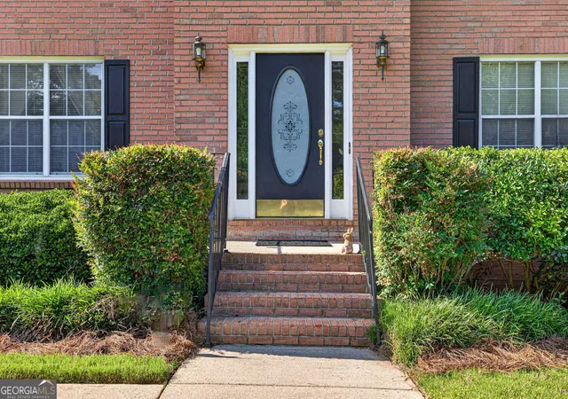 Photo 4 of Single family home for sale at 860 Scenic Lake Dr, Lawrenceville, GA 30045 | MLS# 10792565 | Listing updated on 2026-10-08
