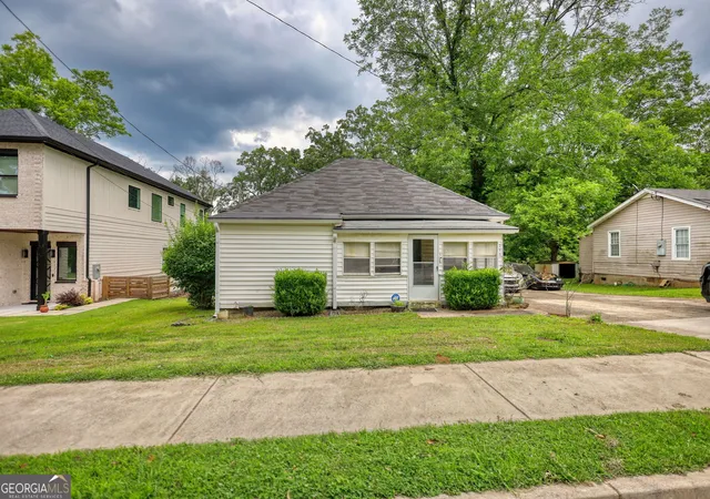 1st image of 250 Bona Rd, Buford, GA 30518 | MLS# 10798935