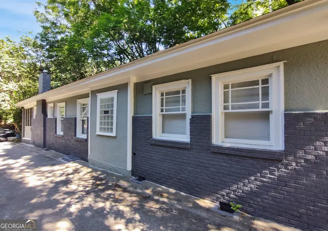 Photo 4 of Single family home for sale at 590 Seminole Ave NE, Atlanta, GA 30307 | MLS# 10799404 | Listing updated on 2026-09-11