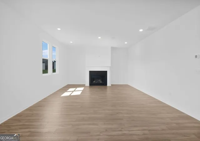 3rd image of 3991 Alderstone Dr, Flowery Branch, GA 30542 | MLS# 10819488