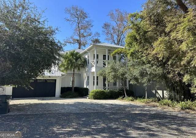 Single family home for sale at 60 Glynn Oaks Ln, Saint Simons Island, GA 31522 | MLS# 10879919