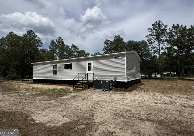 5th image of 73 Oak Dr, Jesup, GA 31545 | MLS# 10812121