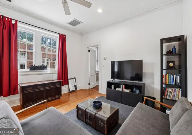 Photo 4 of Condo for sale at 1 S Prado NE #18, Atlanta, GA 30309 | MLS# 10782625 | Listing updated on 2026-09-03