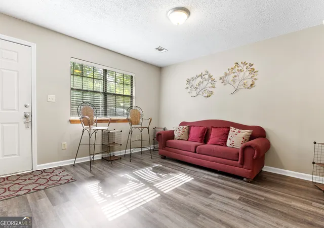 Photo 3 of Sale Pending at 502 Peachtree St, Fort Valley, GA 31030 | MLS# 10780728 | Listing updated on 2026-08-31