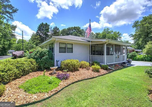 1st image of 115 Lindsey Dr, Cartersville, GA 30120 | MLS# 10776521
