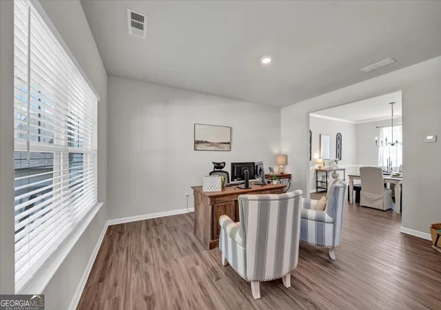 Photo 4 of Single family home for sale at 622 Edgemore Rd, Canton, GA 30114 | MLS# 10828036 | Listing updated on 2026-10-16