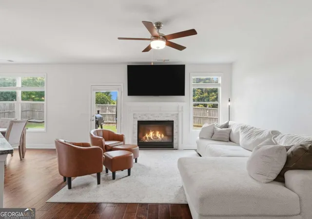 Photo 3 of Single family home for sale at 147 Fieldbrook Xing, Canton, GA 30115 | MLS# 10821189 | Listing updated on 2026-09-05