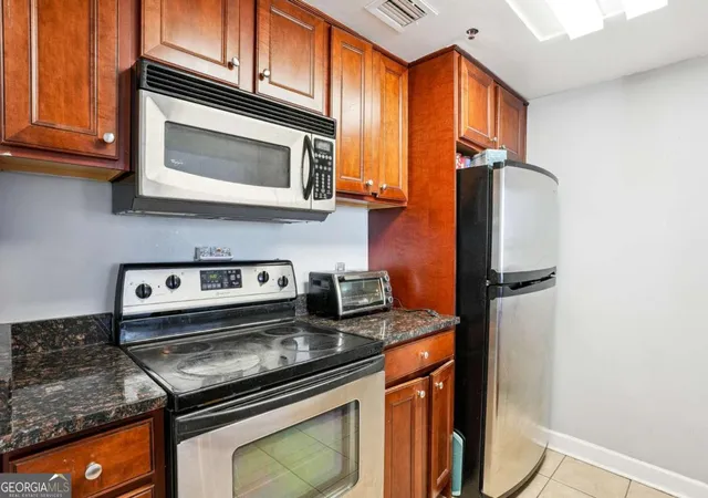Photo 2 of Condo for sale at 1280 W Peachtree St Nw #3705, Atlanta, GA 30309 | MLS# 10822178 | Listing updated on 2026-08-25