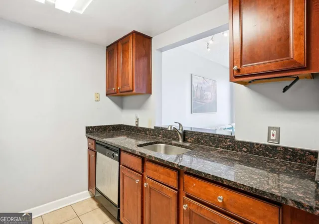 Photo 3 of Condo for sale at 1280 W Peachtree St Nw #3705, Atlanta, GA 30309 | MLS# 10822178 | Listing updated on 2026-08-25