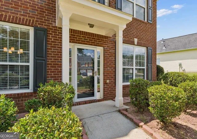 Photo 2 of Single family home for sale at 5076 Huntcrest Dr Sw, Mableton, GA 30126 | MLS# 10825564 | Listing updated on 2026-09-05