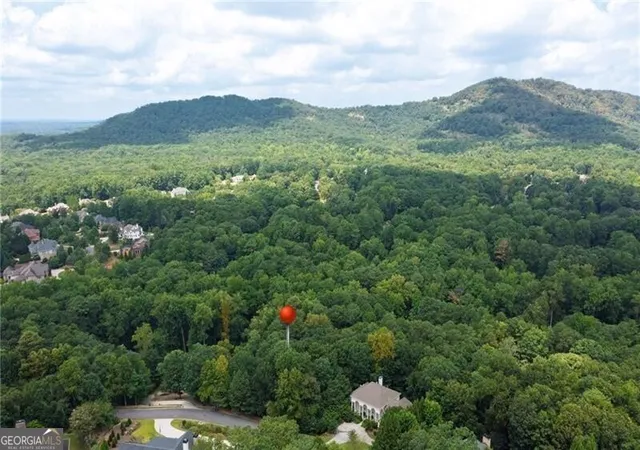 4th image of 608 Keeler Woods Dr Nw, Marietta, GA 30064 | MLS# 10822903
