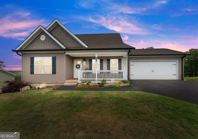 Photo 2 of Single family home for sale at 150 Grand Oak Ln, Dahlonega, GA 30533 | MLS# 10798606 | Listing updated on 2026-08-25
