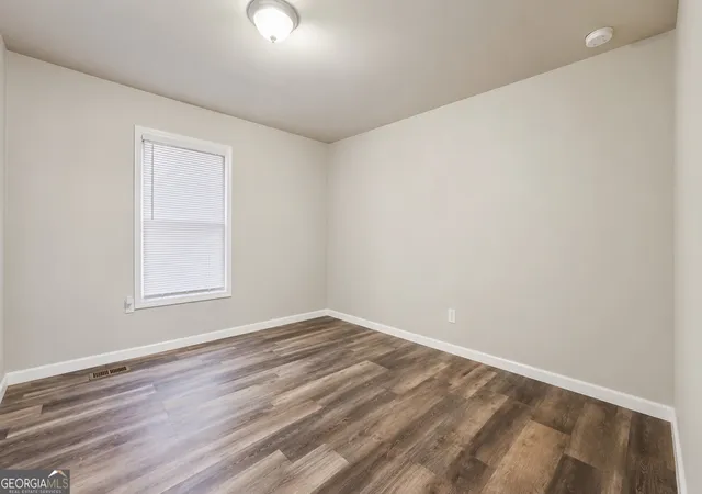 Photo 3 of Single family home for sale at 678 N Burnt Hickory Rd, Douglasville, GA 30134 | MLS# 10805506 | Listing updated on 2026-10-07