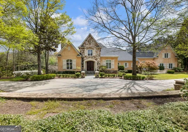3rd image of 1871 Sam Snead Dr, Braselton, GA 30517 | MLS# 10736295