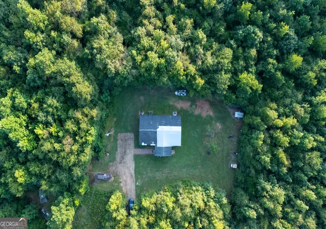 1st image of 137 Robertson Rd, Lagrange, GA 30241 | MLS# 10822352