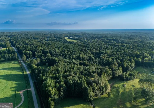 5th image of 137 Robertson Rd, Lagrange, GA 30241 | MLS# 10822352