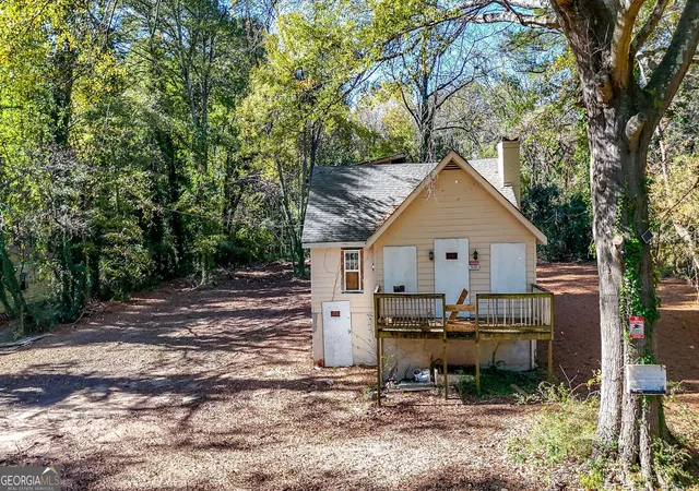 Photo 2 of Single family home for sale at 2905 Waters Rd, Atlanta, GA 30354 | MLS# 10826757 | Listing updated on 2026-09-06