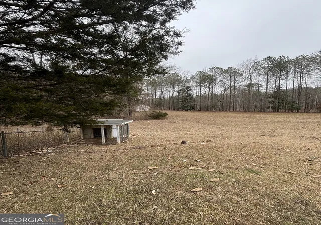 3rd image of 10225 Rivertown Rd, Fairburn, GA 30213 | MLS# 10687172