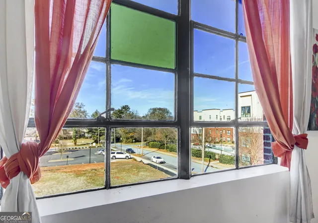 12th image of 1805 Harvard Ave #305, Atlanta, GA 30337 | MLS# 10818201