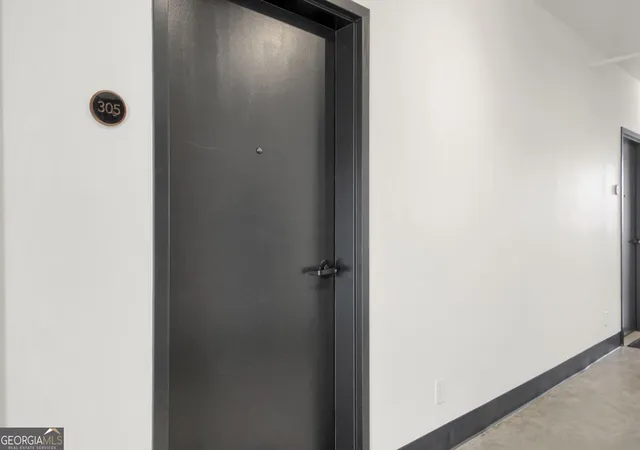 2nd image of 1805 Harvard Ave #305, Atlanta, GA 30337 | MLS# 10818201