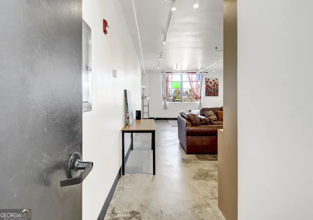 Listing Photo 1 - Condo for sale in building located at 1805 Harvard Ave, College Park, GA 30337 - Unit #305
