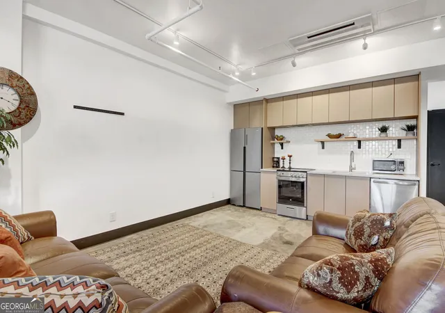 Photo 4 of Condo for sale at 1805 Harvard Ave #305, Atlanta, GA 30337 | MLS# 10818201 | Listing updated on 2026-09-23