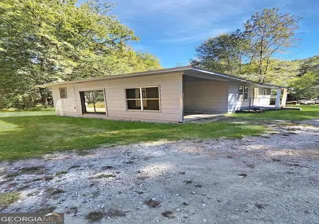 3rd image of 147 Cobb Rd, Covington, GA 30014 | MLS# 10808678