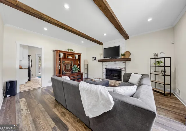 Photo 4 of Single family home for sale at 2872 Summit Crest Ln, Snellville, GA 30078 | MLS# 10826436 | Listing updated on 2026-09-28