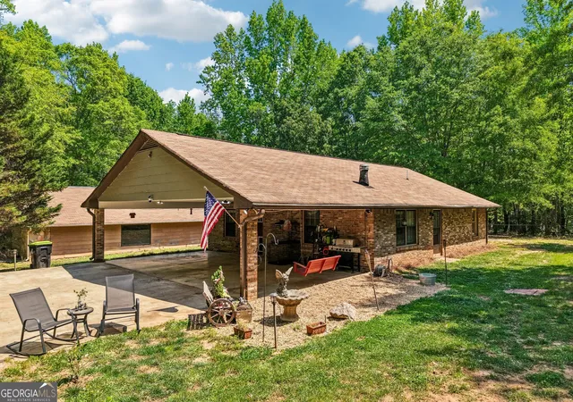 Photo 2 of Single family home for sale at 241 & 243 Busbin Rd, Fayetteville, GA 30215 | MLS# 10771901 | Listing updated on 2026-06-11