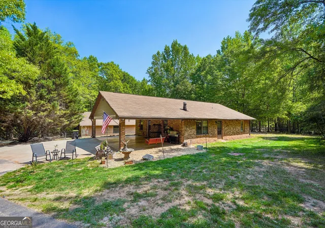 Photo 3 of Single family home for sale at 241 & 243 Busbin Rd, Fayetteville, GA 30215 | MLS# 10771901 | Listing updated on 2026-06-11