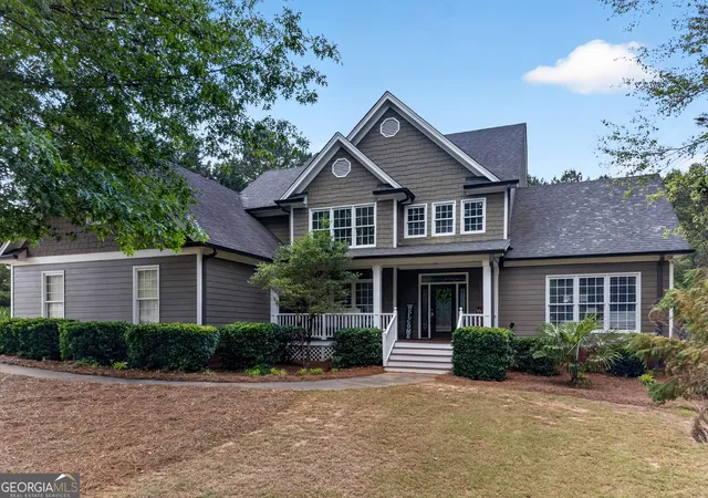 Photo 3 of Single family home for sale at 301 Hutchinson Farms Rd, Griffin, GA 30224 | MLS# 10736321 | Listing updated on 2026-08-13