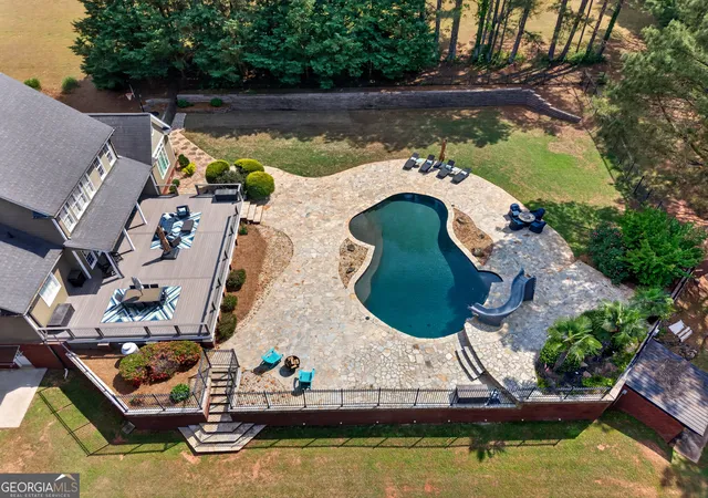 Photo 4 of Single family home for sale at 301 Hutchinson Farms Rd, Griffin, GA 30224 | MLS# 10736321 | Listing updated on 2026-10-07