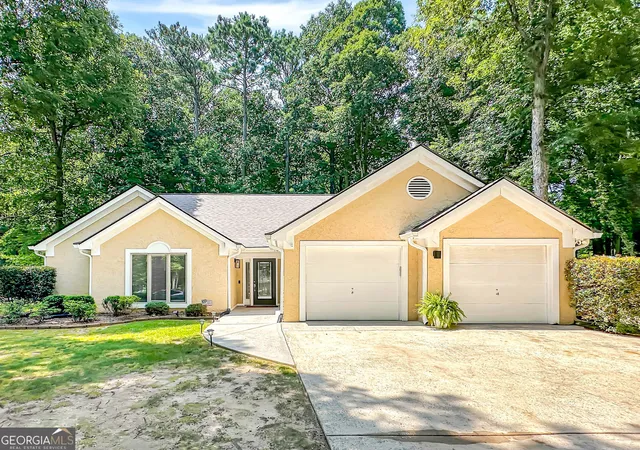 Homes for sale in Peachtree City, GA | 244 Claridge Curv, Peachtree City, GA 30269 | MLS# 10799036
