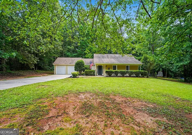 Homes for sale in Griffin, GA | 120 Landing Wy, Griffin, GA 30223 | MLS# 10790810
