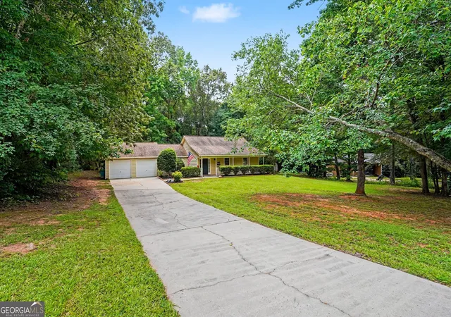 Homes for sale in Griffin, GA | 120 Landing Wy, Griffin, GA 30223 | MLS# 10790810