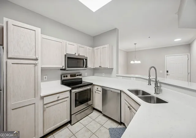 3rd image of 1704 Frederica Rd #428, St. Simons, GA 31522 | MLS# 10702871