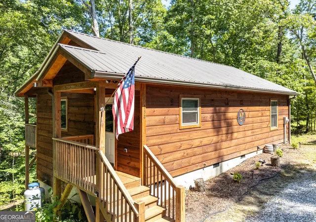 Photo 3 of Sale Pending at 132 Lanes Way, Murphy, NC 28906 | MLS# 10818769 | Listing updated on 2026-09-13