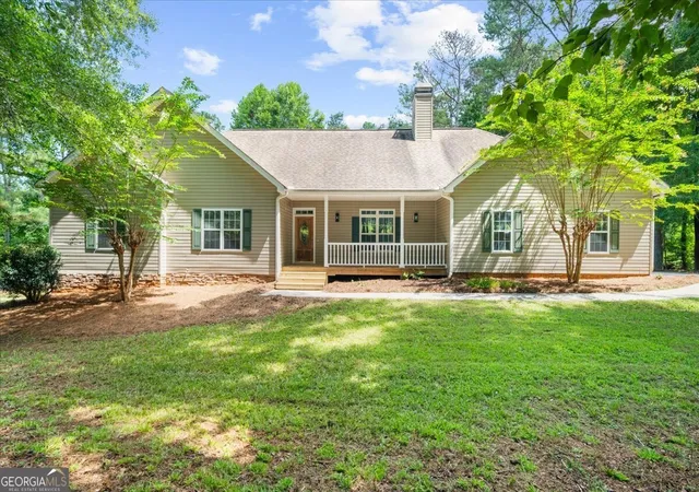 Photo 1 of Sale Pending at 7805 Heardsville Cir, Cumming, GA 30028 | MLS# 10821572 | Listing updated on 2026-09-08